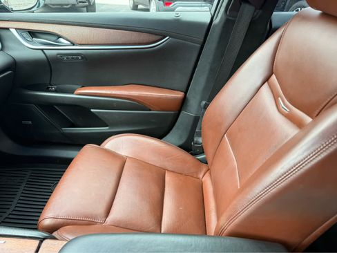 Used 2016 Cadillac XTS Luxury w/ Driver Awareness Package FWD image 27
