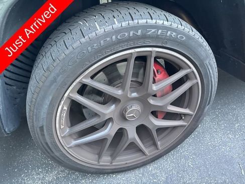 Used 2024 Mercedes-Benz G 63 AMG 4MATIC image 3