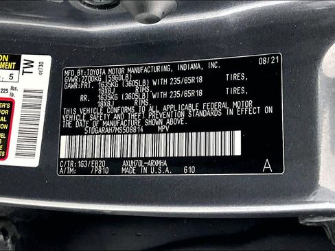 Used 2021 Toyota Highlander XLE image 44