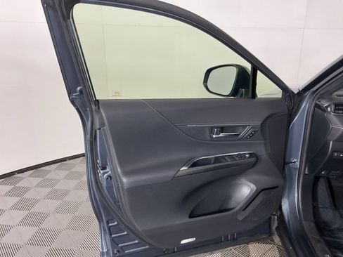 Used 2021 Toyota Venza Limited w/ Advanced Technology Package image 14