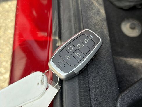 Used 2019 Ford Escape Titanium AWD/4WD image 36