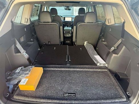 New 2026 Volkswagen Atlas SE FWD image 25