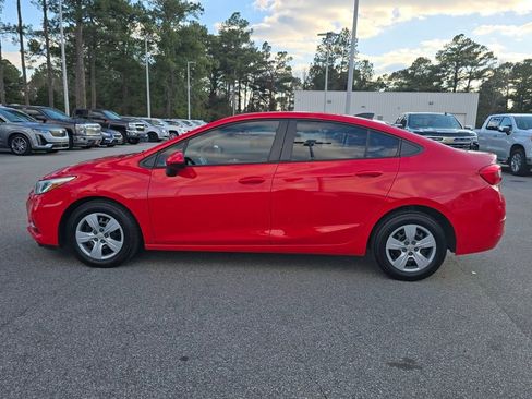 Used 2018 Chevrolet Cruze LS image 6