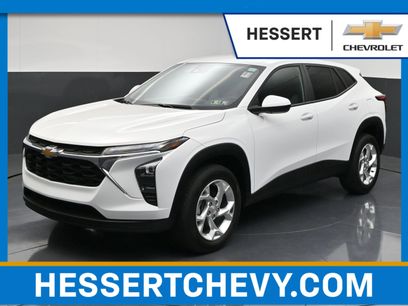 Used 2024 Chevrolet Trax LS w/ LS Convenience Package