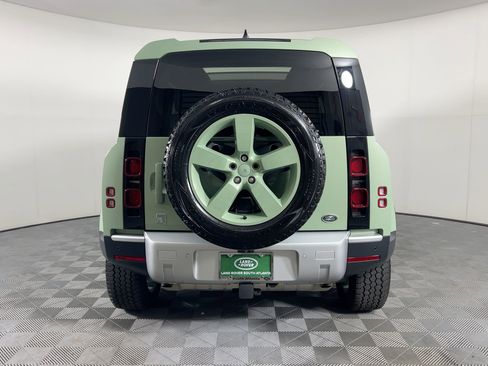 Used 2023 Land Rover Defender 110 75th Limited Edition image 9