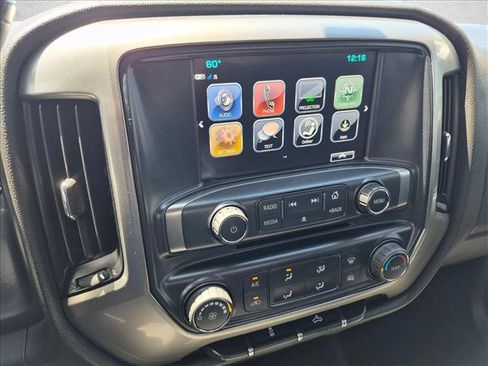 Used 2018 Chevrolet Silverado 1500 LT AWD/4WD image 13