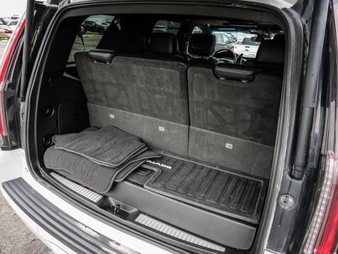 Used 2017 Cadillac Escalade Platinum AWD/4WD image 74