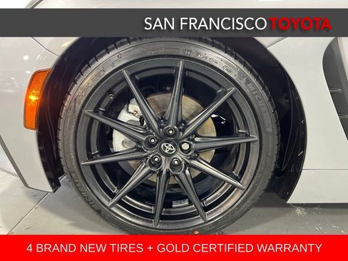 Certified 2023 Toyota GR86 Premium w/ ALL Weather Mat Package (TMS) RWD image 9