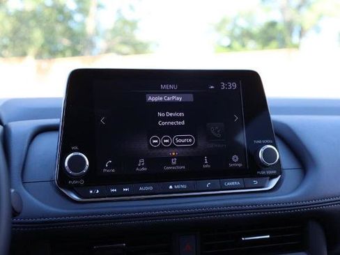 Certified 2026 Nissan Rogue SV AWD/4WD image 11