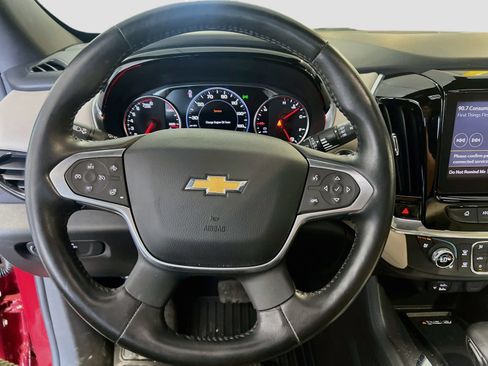 Used 2022 Chevrolet Traverse Premier AWD/4WD image 11
