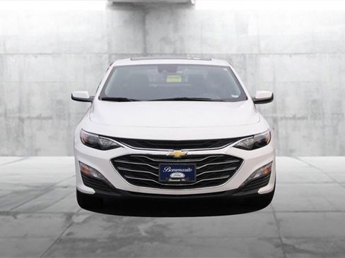 Used 2024 Chevrolet Malibu LT image 4