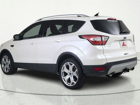 Used 2018 Ford Escape Titanium w/ Ford Safe & Smart Package AWD/4WD image 4
