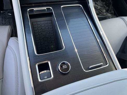 New 2025 Lincoln Aviator Reserve w/ Luxury Package image 22