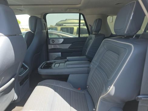 Used 2023 Lincoln Navigator L Black Label AWD/4WD image 9