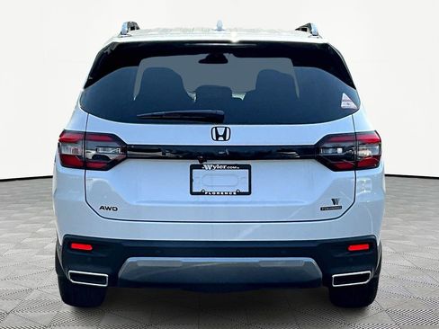 New 2026 Honda Pilot image 5