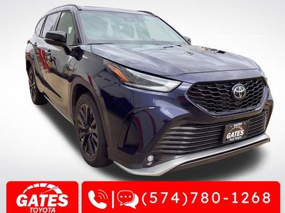 Used 2025 Toyota Highlander XSE
