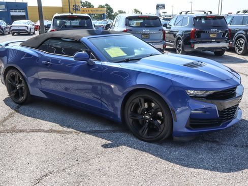 Used 2019 Chevrolet Camaro SS RWD image 3