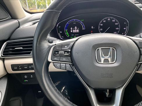 Used 2022 Honda Accord Touring image 23