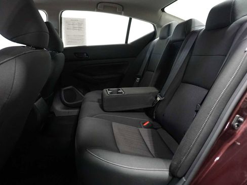 Used 2023 Nissan Altima 2.5 SV image 15