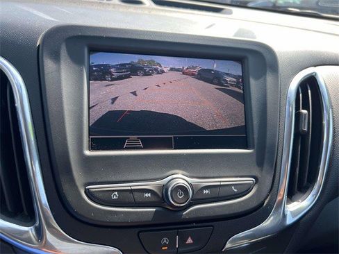 Certified 2022 Chevrolet Equinox LT image 30