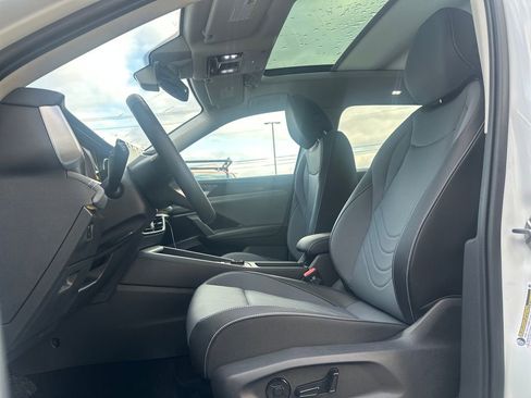 New 2026 Volkswagen Tiguan SE image 3