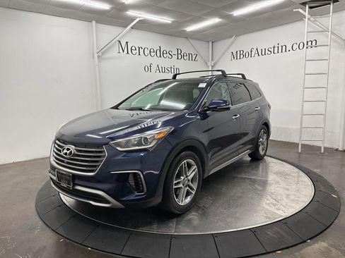 Used 2018 Hyundai Santa Fe Limited image 3