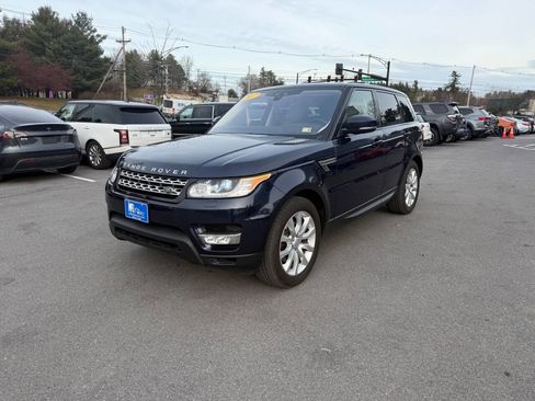 Used 2017 Land Rover Range Rover Sport HSE image 2