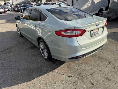 Used 2014 Ford Fusion SE w/ Equipment Group 502A image 4