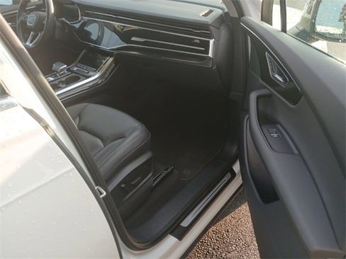 Used 2022 Audi Q7 3.0T Premium Plus image 20