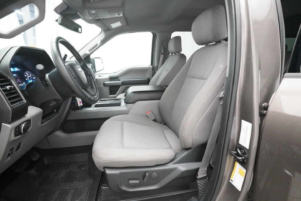 Used 2020 Ford F150 XLT w/ Equipment Group 302A Luxury AWD/4WD image 7