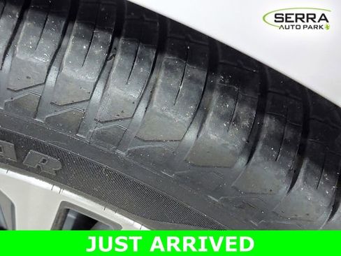 Used 2018 Subaru Outback 2.5i Limited AWD/4WD image 10
