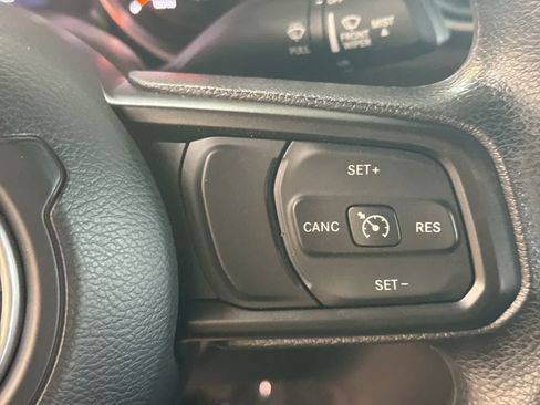 Used 2023 Jeep Wrangler Unlimited Sport AWD/4WD image 30