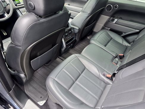 Used 2020 Land Rover Range Rover Sport HSE Dynamic AWD/4WD image 16