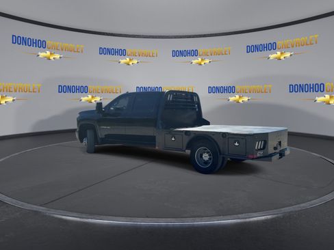 Used 2025 Chevrolet Silverado 3500 W/T w/ WT Convenience Package AWD/4WD image 4