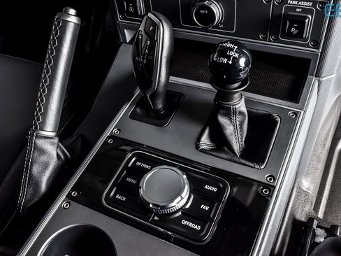 Used 2024 INEOS Grenadier Fieldmaster Edition image 25