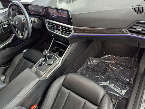 Used 2019 BMW 330i xDrive Sedan w/ Driving Assistance Package image 34