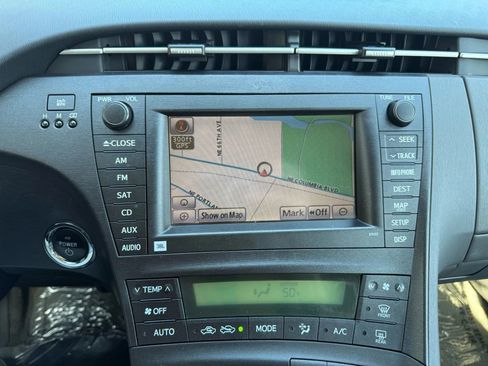 Used 2011 Toyota Prius Three w/ Navigation Pkg FWD image 18