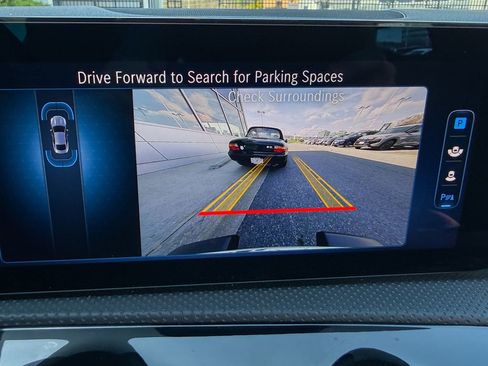 Used 2025 Mercedes-Benz CLA 250 4MATIC image 12