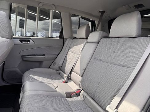 Used 2011 Subaru Forester 2.5X Premium AWD/4WD image 27