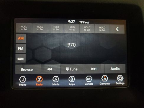 Used 2019 Jeep Cherokee Latitude w/ Popular Appearance Group FWD image 25