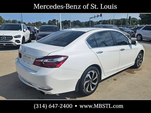 Used 2017 Honda Accord EX-L image 3