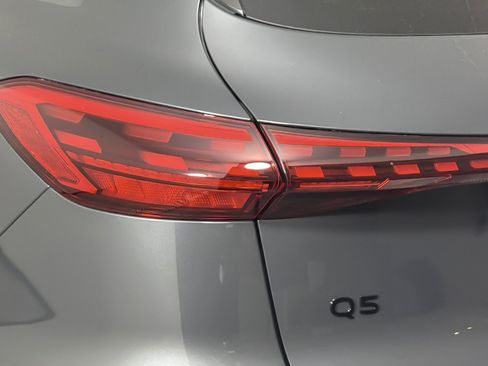 New 2025 Audi Q5 Premium Plus image 27