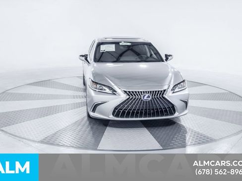 Used 2022 Lexus ES 300h image 16