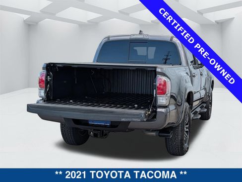 Used 2021 Toyota Tacoma TRD Sport RWD image 14