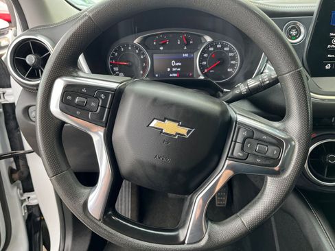 Used 2023 Chevrolet Blazer LT image 28