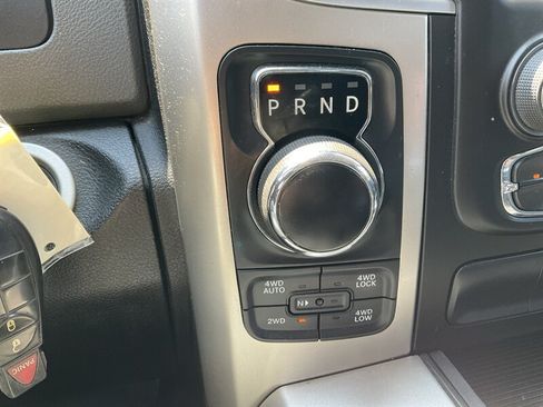 Used 2019 RAM 1500 Big Horn AWD/4WD image 26