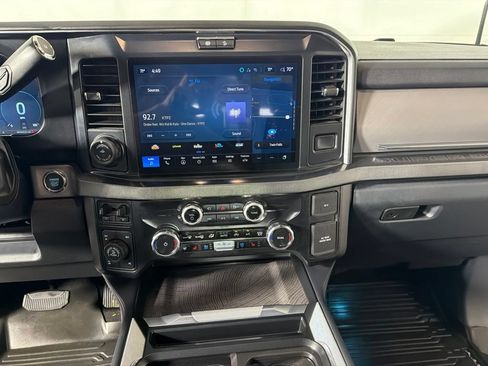 Used 2025 Ford F250 Platinum w/ Tremor Off-Road Package AWD/4WD image 14