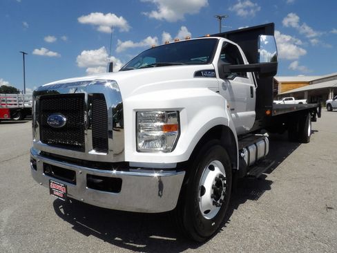 Used 2018 Ford F750 2WD Regular Cab Super Duty image 49