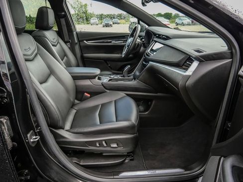 Used 2022 Cadillac XT5 Premium Luxury FWD image 15