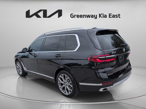 Used 2023 BMW X7 xDrive40i w/ Premium Package AWD/4WD image 8